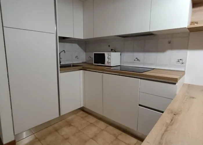 Seaside Escape For Six Guests In * Μπιμπιόνε