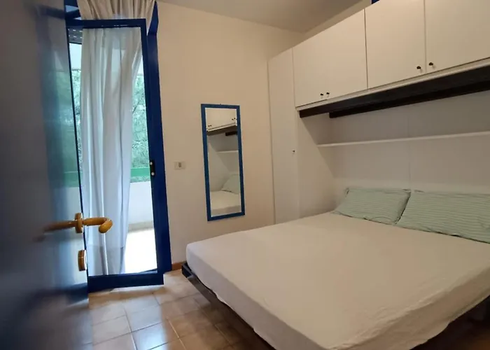 Seaside Escape For Six Guests In Bibione