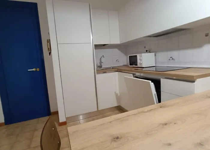 Seaside Escape For Six Guests In Διαμέρισμα *