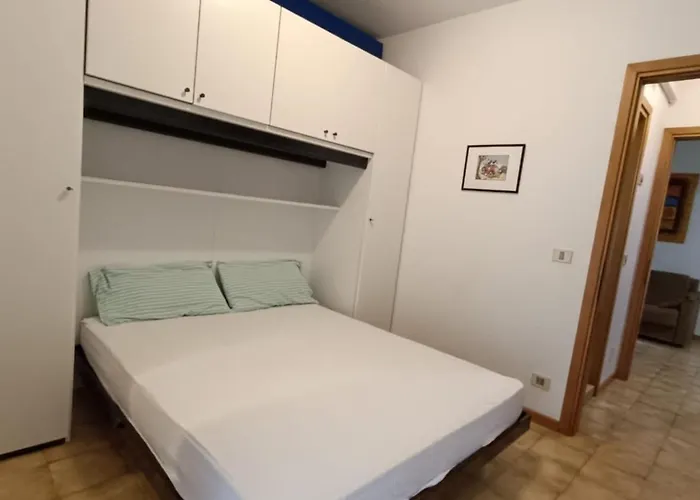 Seaside Escape For Six Guests In *