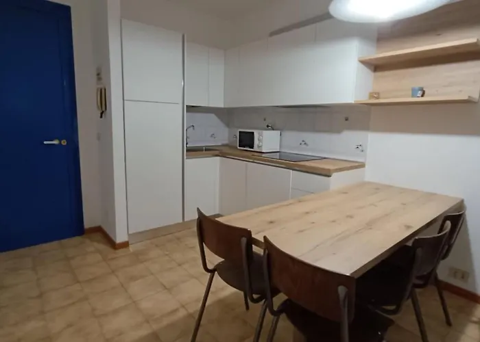 Seaside Escape For Six Guests In * Bibione